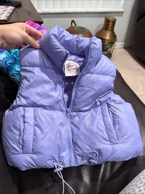 Girls' Light Lavender Puffer Vest - Love, Daisy size small @@@